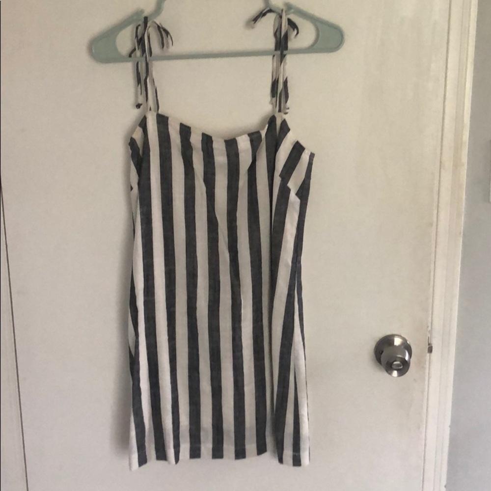 Etiquette Tie Strap Linen Blue and White Dress